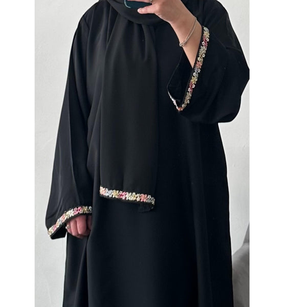 FLOWER LACE BLACK CLOSED ABAYA