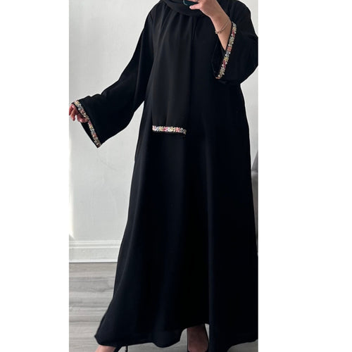 FLOWER LACE BLACK CLOSED ABAYA