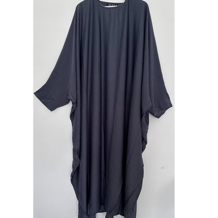 BLACK CLOSED SILVER CUFF SLEEVES ABAYA